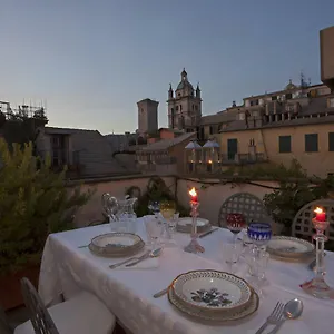 sui-tetti-del-centro-di-genova.hotelitalianriviera.com/